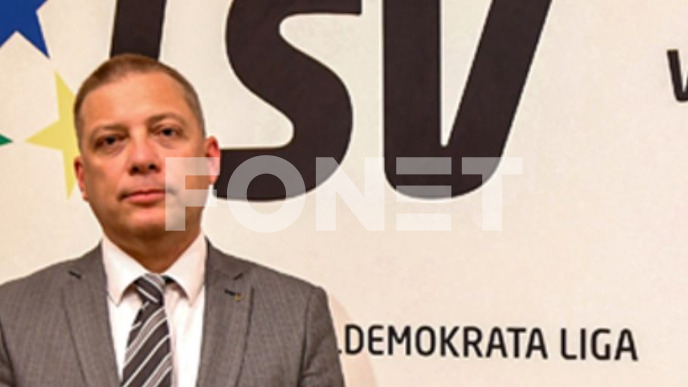 Pastor kao Šešelj